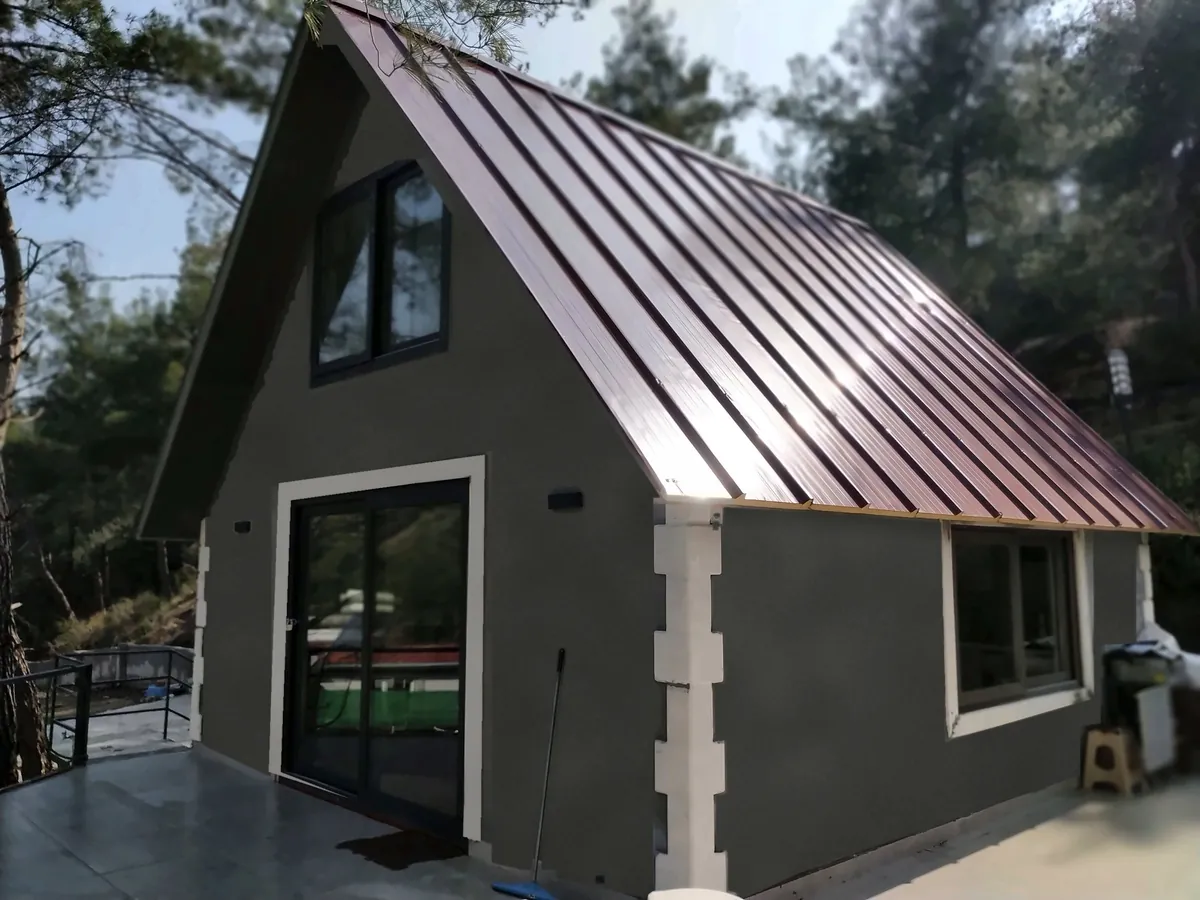 Dik Çatılı Prefabrik Ev
